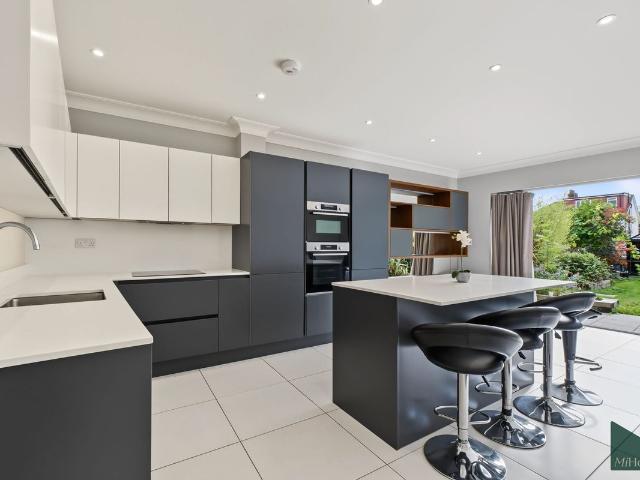 House for rent in London Borough of Enfield, Greater London