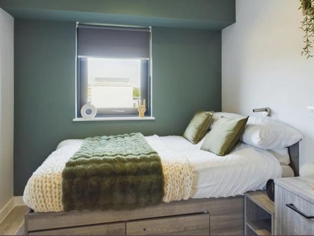 Studio for rent in St Ann's, Haddon