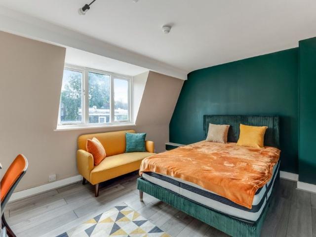 Studio for rent in London Borough of Camden, Greater London