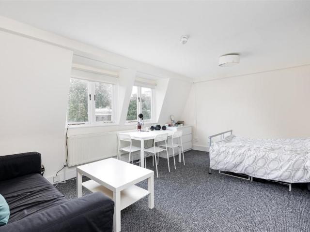 Studio for rent in Saint Pancras, Greater London