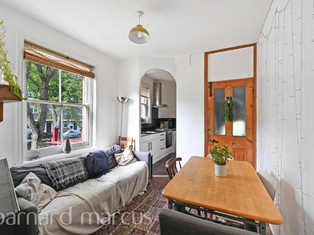 Apartment for rent in Brixton, Greater London