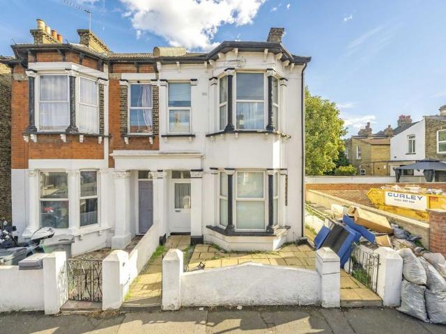 Apartment for rent in London Borough of Croydon, Greater London