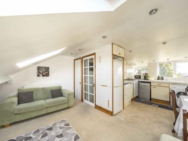 House for rent in London Borough of Croydon, Greater London