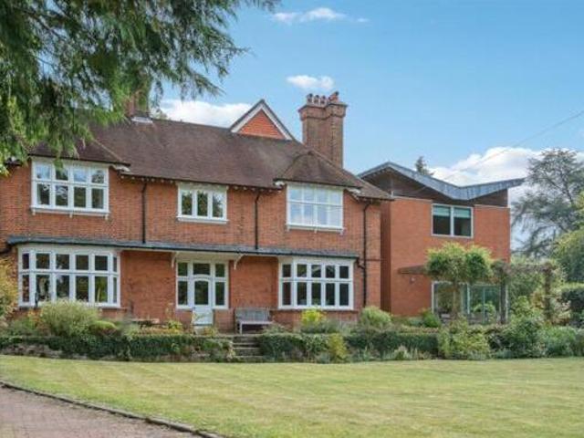House for sale in Batchworth, Hertfordshire