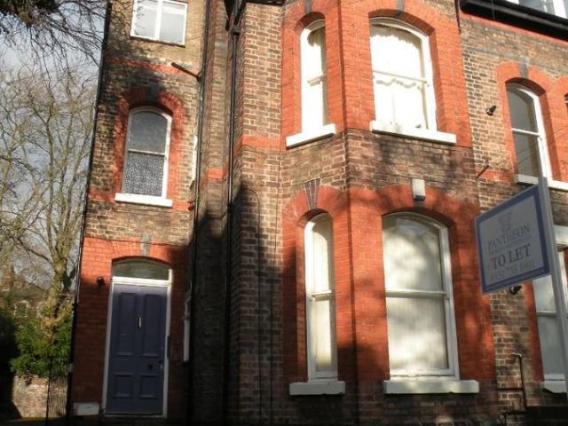 Apartment for rent in Calderstones