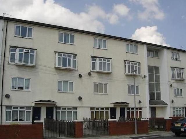 Apartment for rent in Calderstones