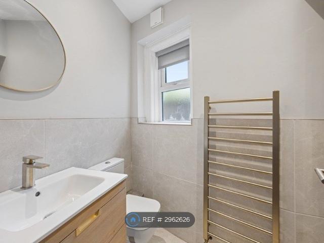 Apartment for rent in Calderstones