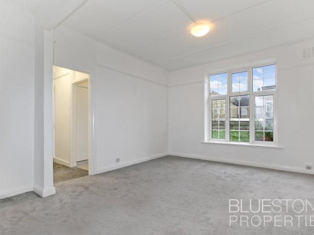 Studio for rent in London Borough of Croydon, Greater London