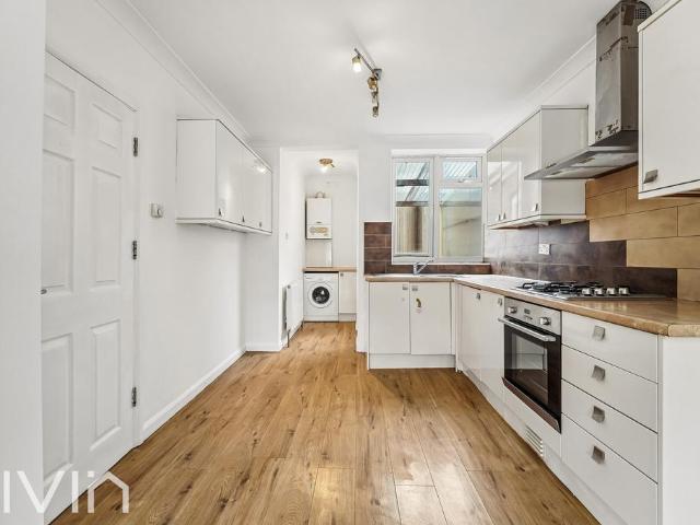 Apartment for rent in London Borough of Croydon, Selsdon