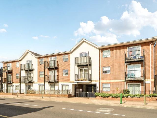Apartment for rent in Elmers End, Isle Of Man