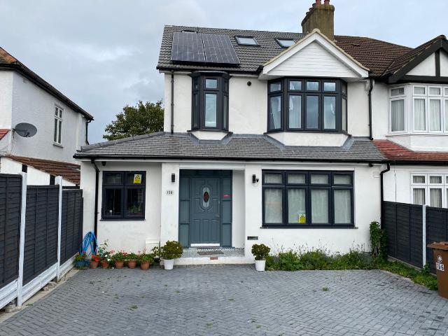 Room for rent in Beddington, Greater London