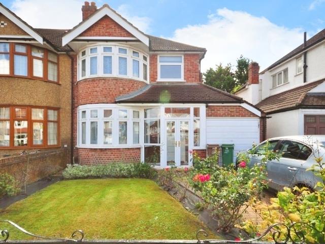 House for rent in Beddington, Greater London