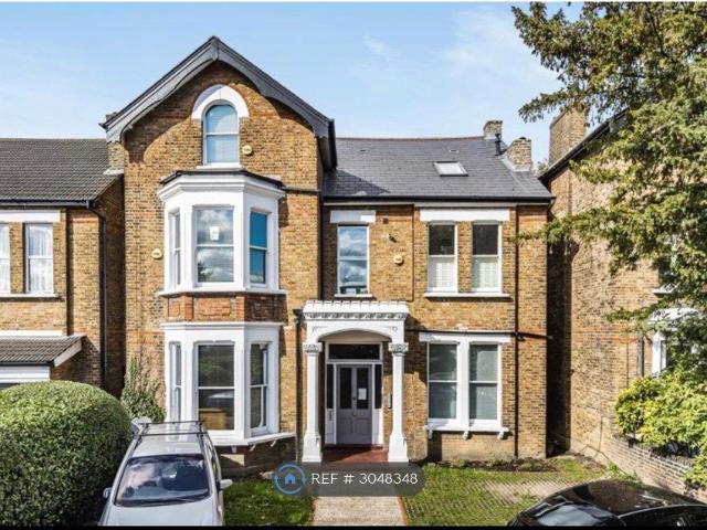 House for rent in London Borough of Bromley, Greater London