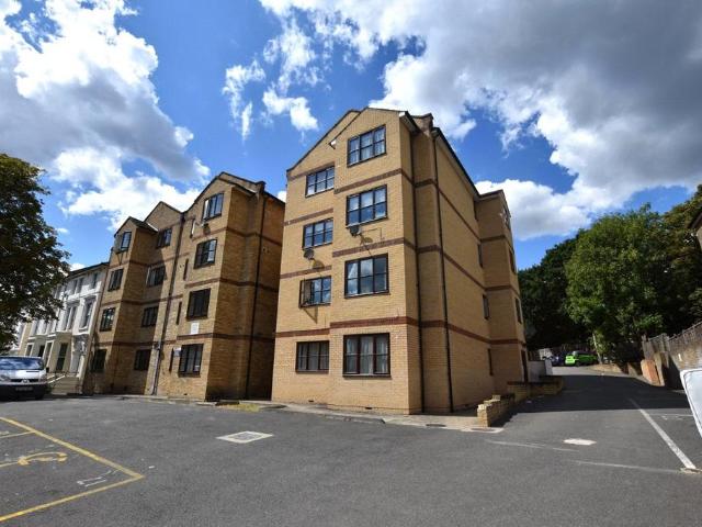 Apartment for rent in London Borough of Bromley, Greater London