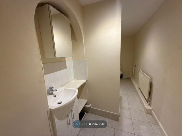 Apartment for rent in Wallington, Greater London