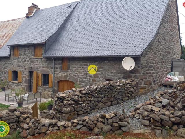 Ferme vente à Lotissement Les Monts du Cantal, Murat