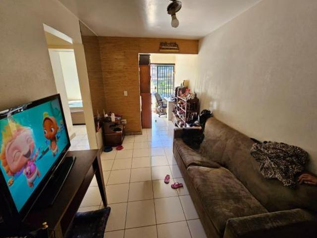 Apartamento venda em Região Geográfica Imediata do Distrito Federal, Região Integrada de Desenvolvimento do Distrito Federal e Entorno