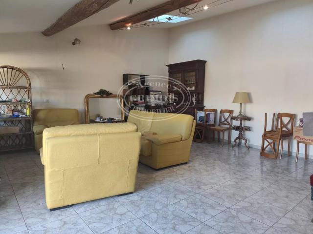 Maison vente à Narbonne, Cruscades