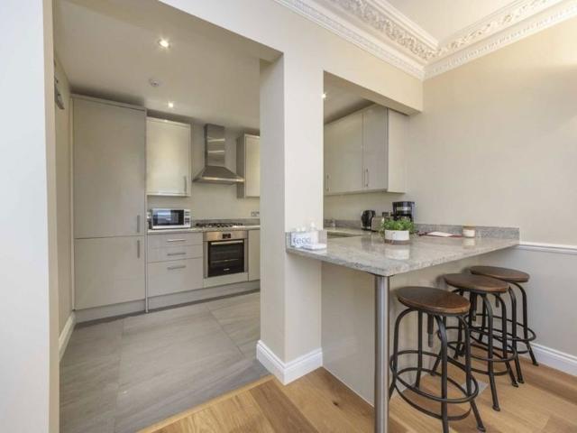 House for rent in Aldgate, Lyons