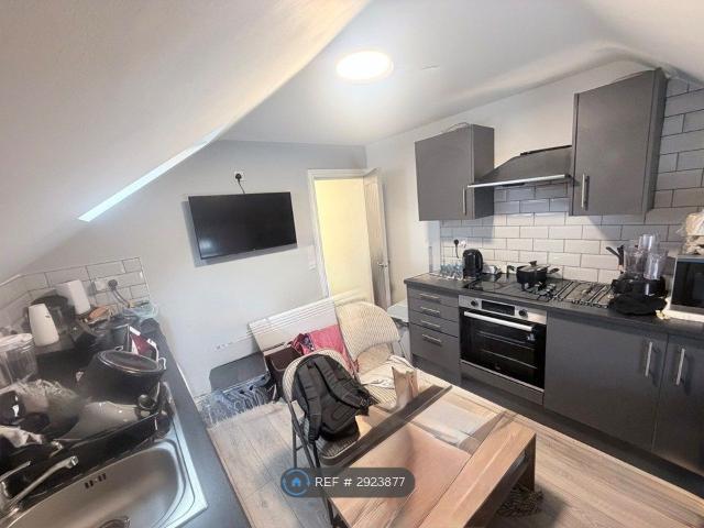 Apartment for rent in Falcon Lodge, Wales