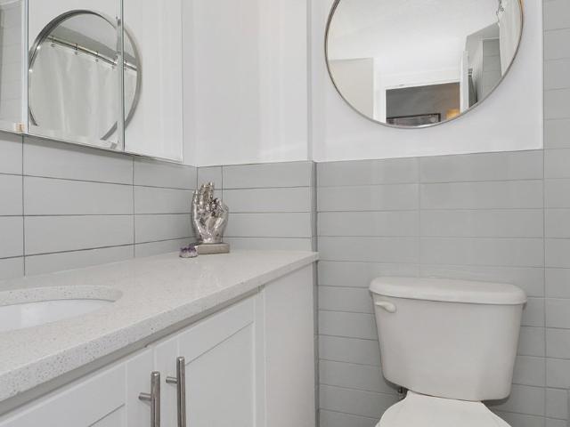 Apartment for rent in Somerset, Ottawa