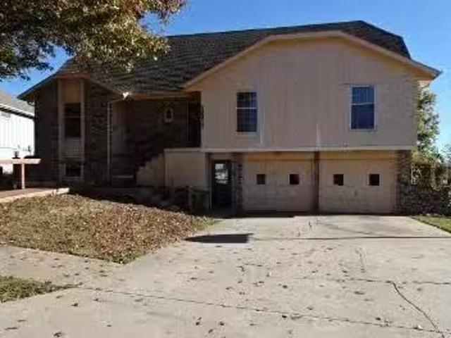 House for sale in Grandview