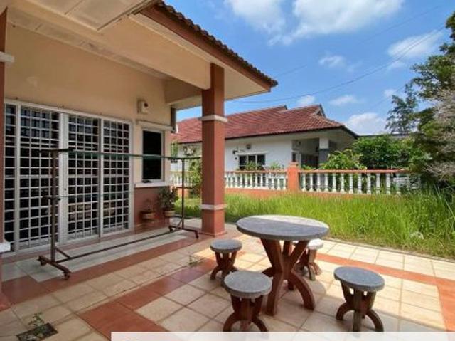 House for sale in Alai, Malaka