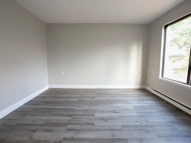 Townhouse for rent in Sault Ste. Marie, Northeastern Ontario