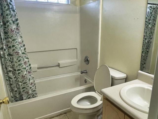 Room for rent in Allenhurst, Georgia