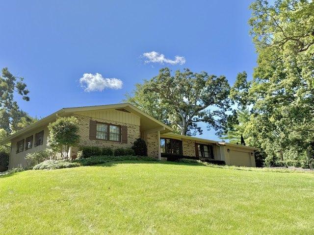 House for sale in Mchenry, Illinois