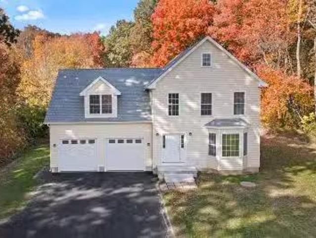 House for sale in Middletown