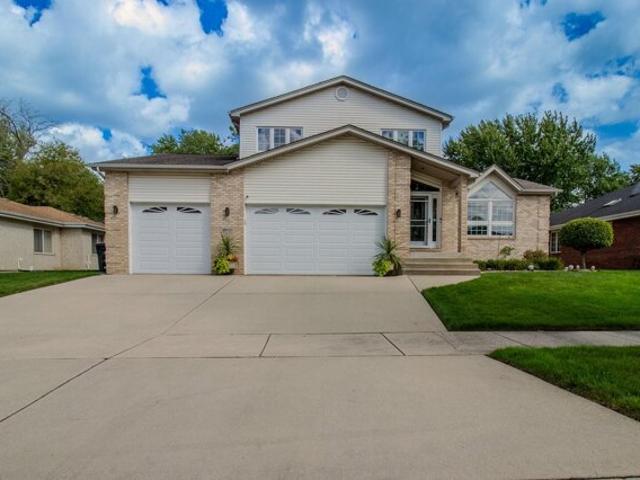 House for sale in Lansing, Illinois