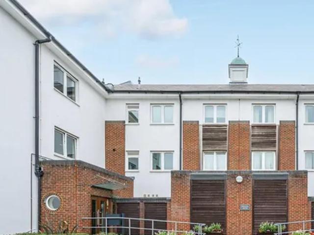 Apartment for rent in Greater London