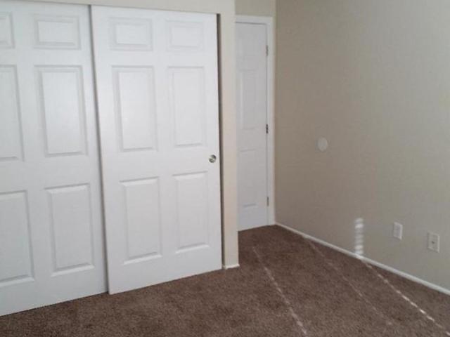 Apartment for rent in University Place, Pierce County