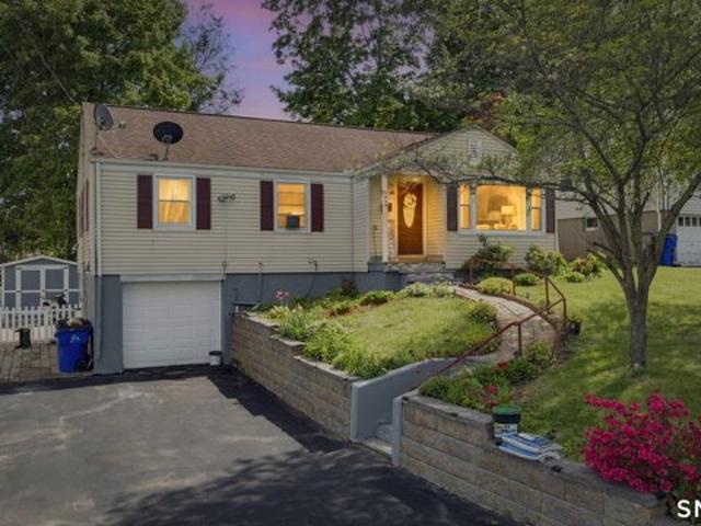 House for sale in Wethersfield, Connecticut