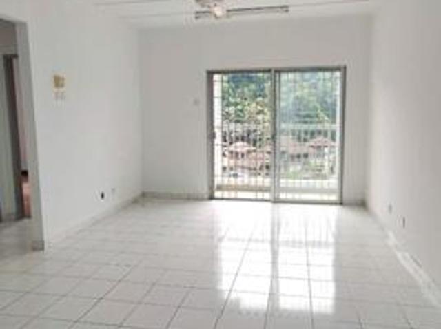 Condominium for sale in Langat, Selangor