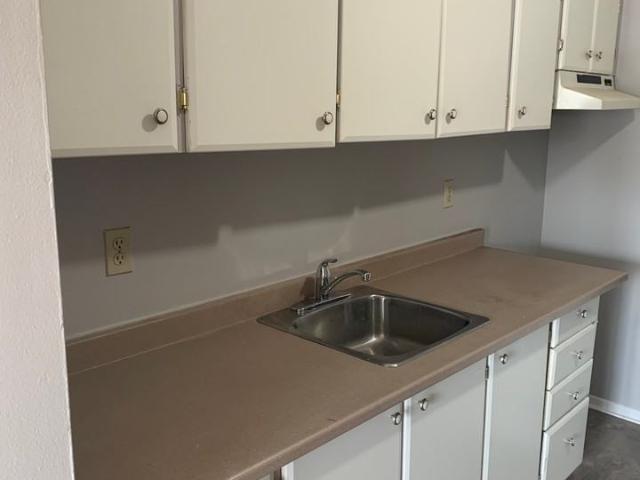 Apartment for rent in Mulhurst Bay, Ontario