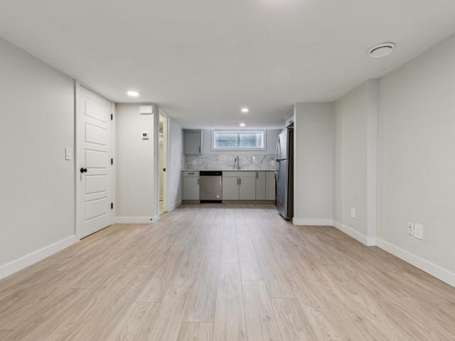 Apartment for rent in Wedgewood, Alberta