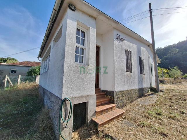 Casa en venta en Lebosende, O Ribeiro