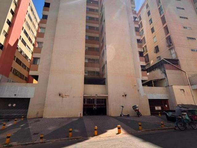 Apartamento venda em Região Geográfica Imediata do Distrito Federal, Região Integrada de Desenvolvimento do Distrito Federal e Entorno