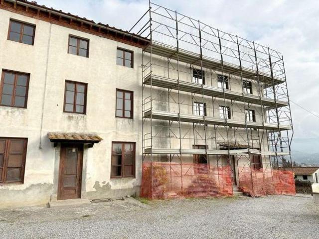 Villa Indipendente in vendita a Bagni Di Lucca Ponte, Toscana