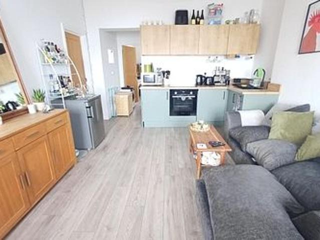 Apartment for rent in Oxenden, The Bridge