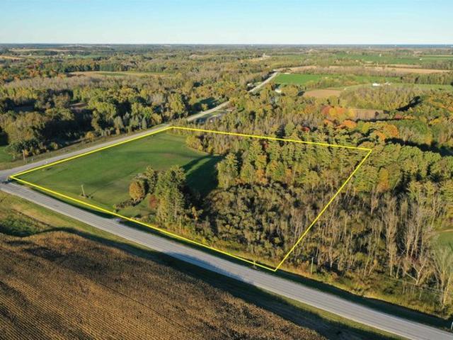 Land for sale in Manitowoc, Manitowoc County