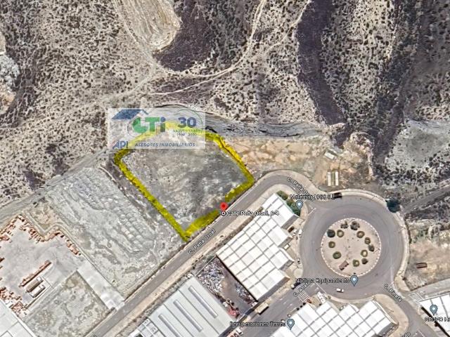 Terreno en alquiler en Urbanización Amelia, Zaragoza