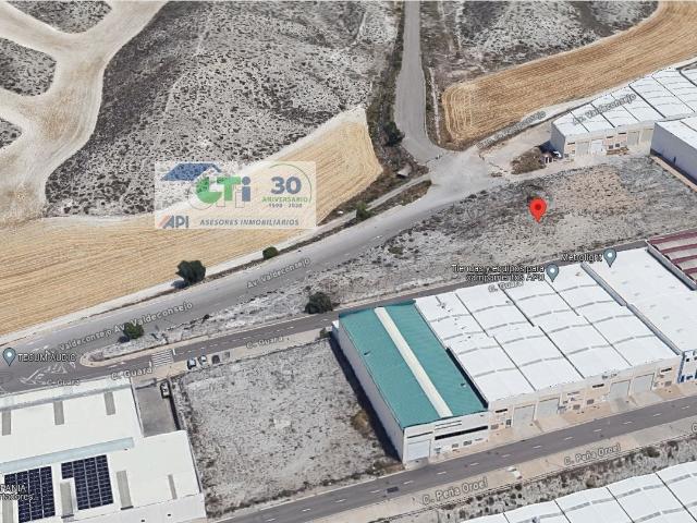 Terreno en alquiler en Urbanización Amelia, Zaragoza