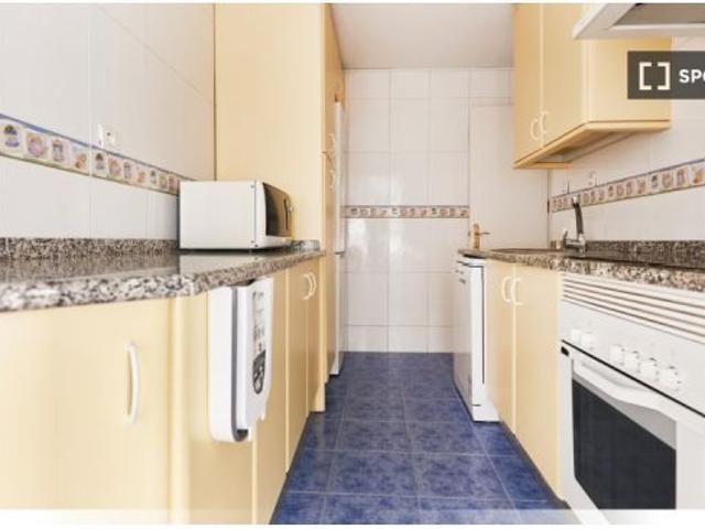 Piso en alquiler en Los Remedios, Sevilla