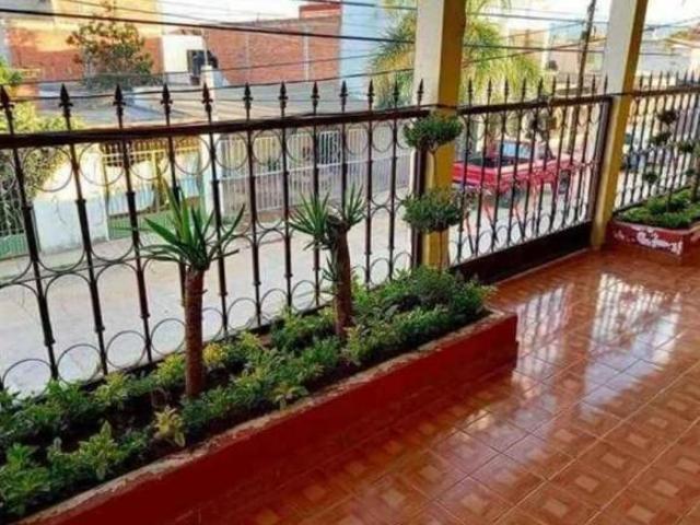 CASA EN VENTA EN JACARANDAS IDEAL PARA INVERSION CON ESQUEMA DE RENTAS