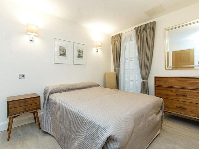 Apartment for rent in Canary Wharf, Greater London