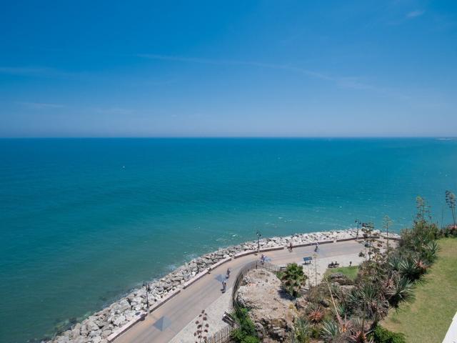 Estudio en alquiler en Torremolinos, Málaga