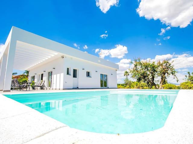 Casa en alquiler en Valle del Guadalhorce, Andalucía